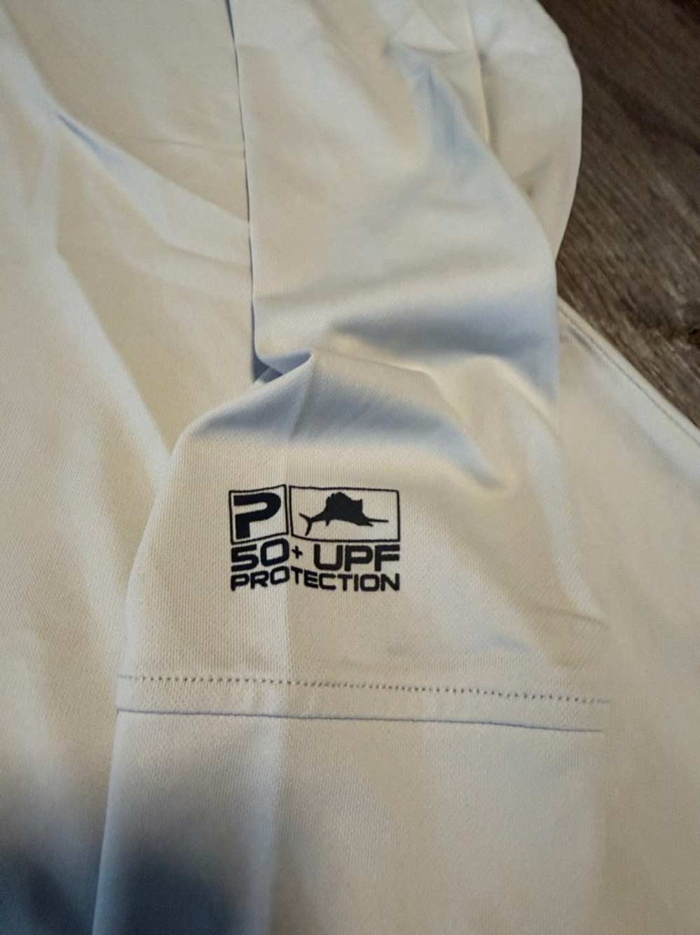 Pelagic White Long Sleeve Women’s Rash Guard - Picture 4 of 9